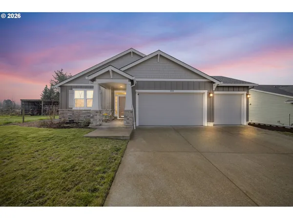 $629,900 | 900 Marie Street, Mount Angel, OR 97362