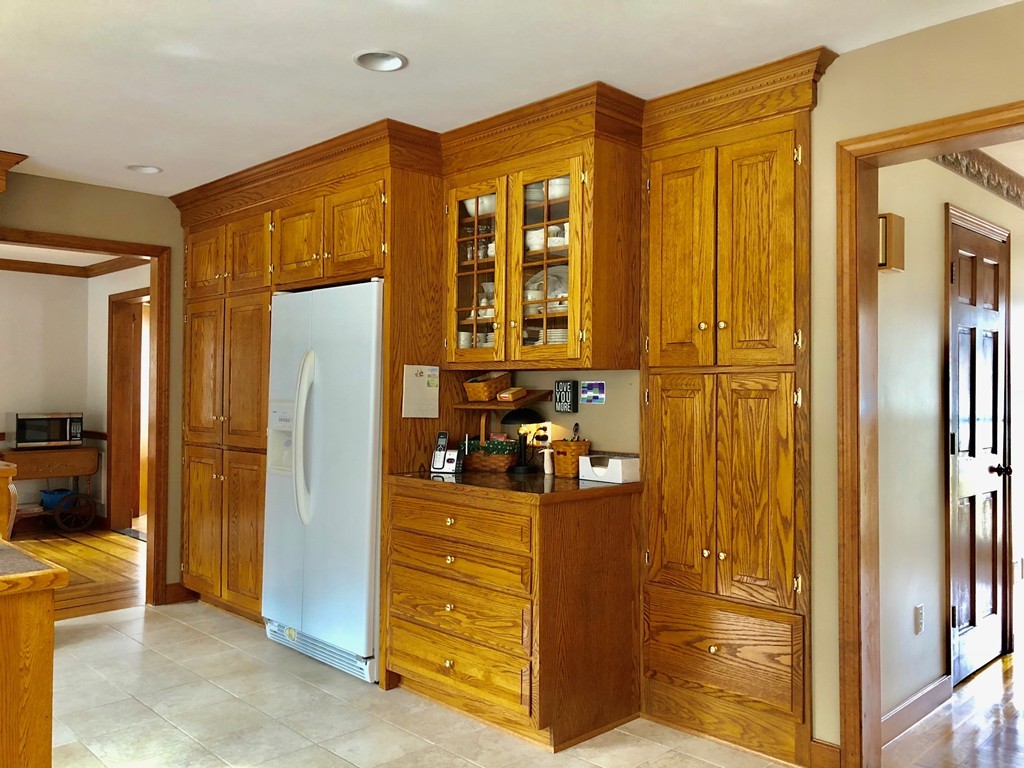 114 Mulpus Road Lunenburg, MA 01462 - Photo 5 of 30