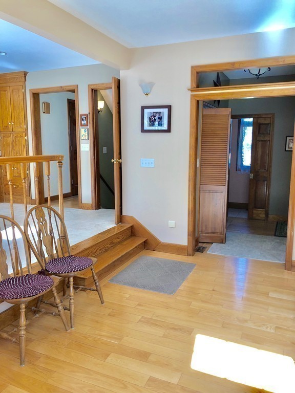 114 Mulpus Road Lunenburg, MA 01462 - Photo 7 of 30