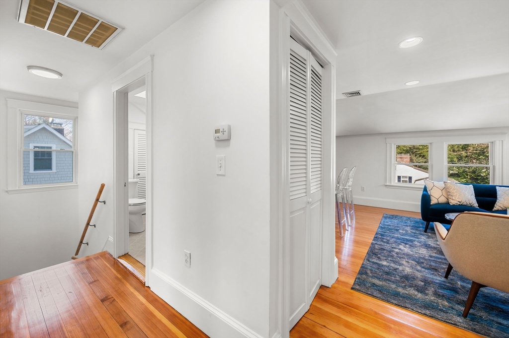 60 Denton Road, Unit 3 Wellesley, MA 02482 - Photo 9 of 33 Gallery Image 9