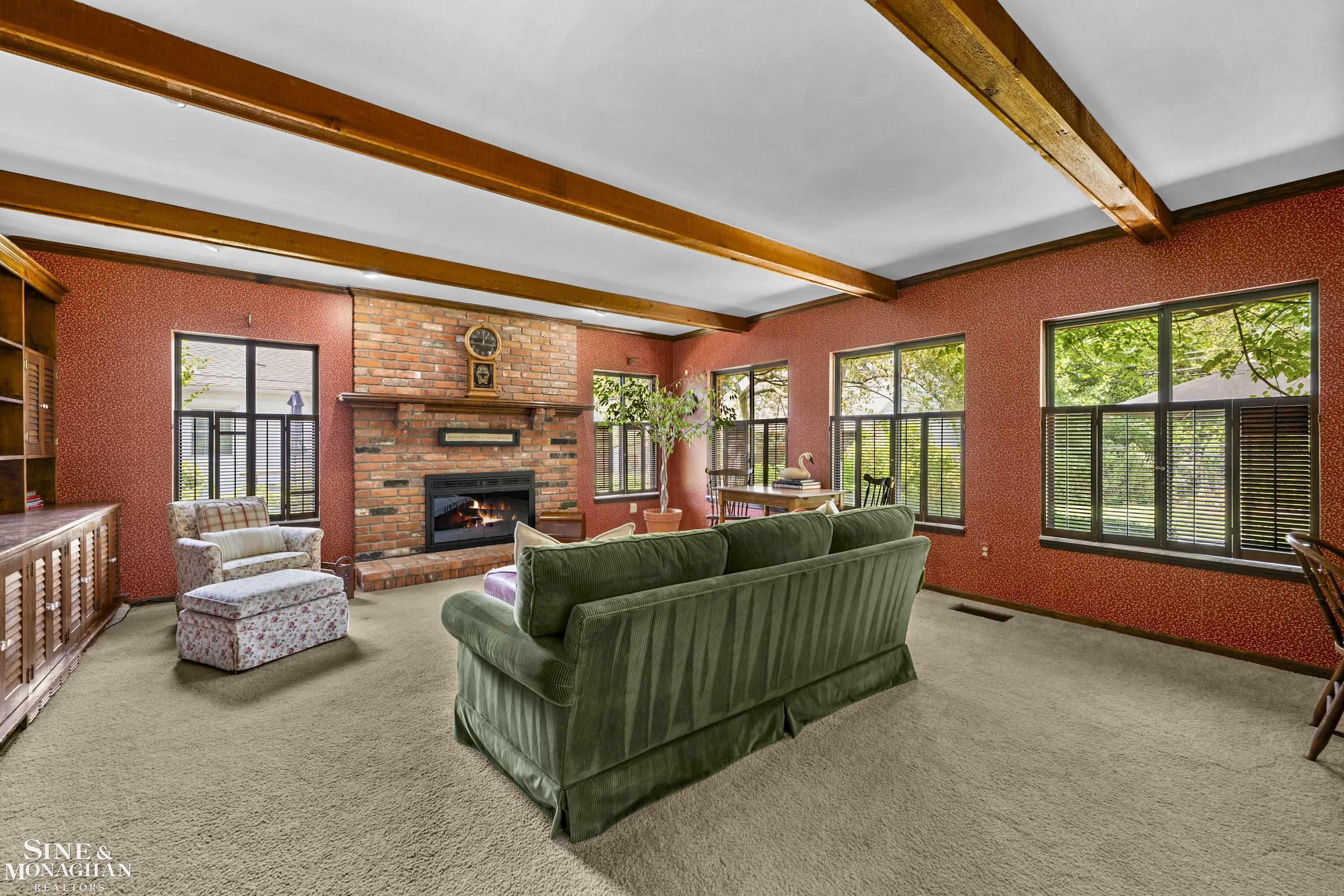 1022 Hampton Road Grosse Pointe Woods, MI 48236 - Photo 15 of 48