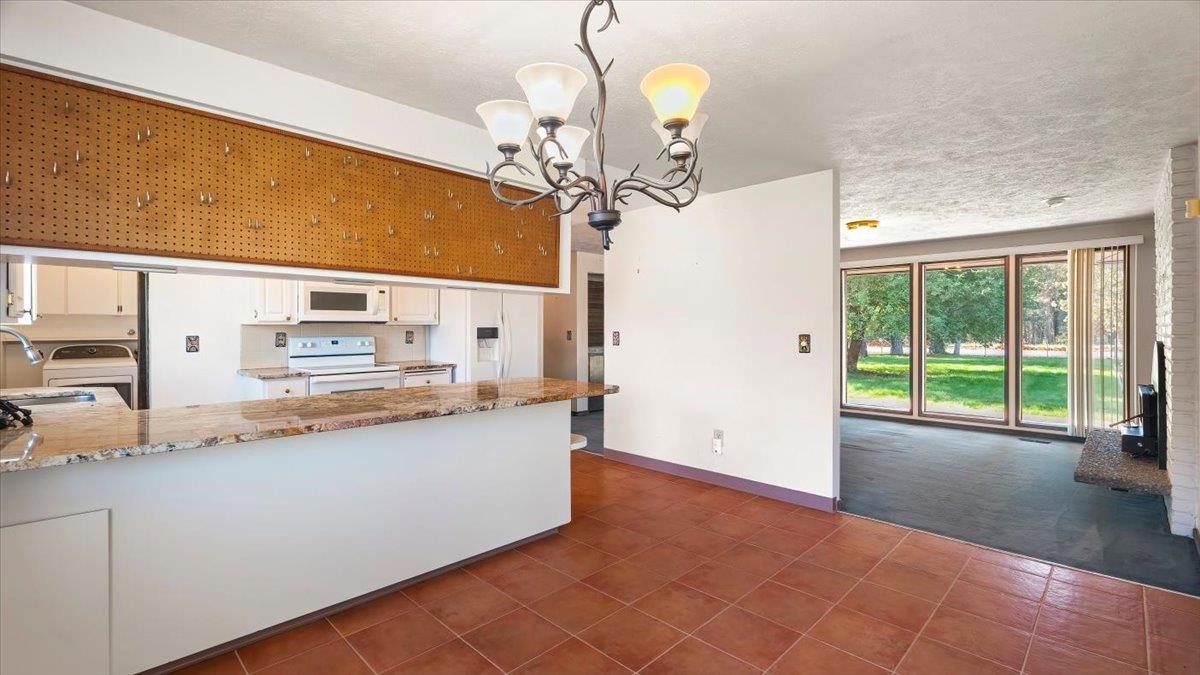 22914 North Elk Chattaroy Road Colbert, WA 99005 - Photo 11 of 50