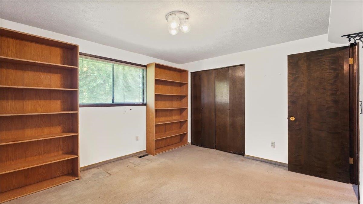 22914 North Elk Chattaroy Road Colbert, WA 99005 - Photo 23 of 50