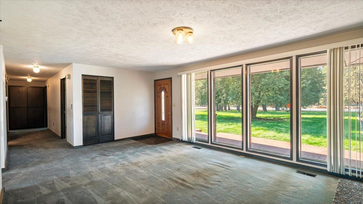 22914 North Elk Chattaroy Road Colbert, WA 99005 - Photo 9 of 50