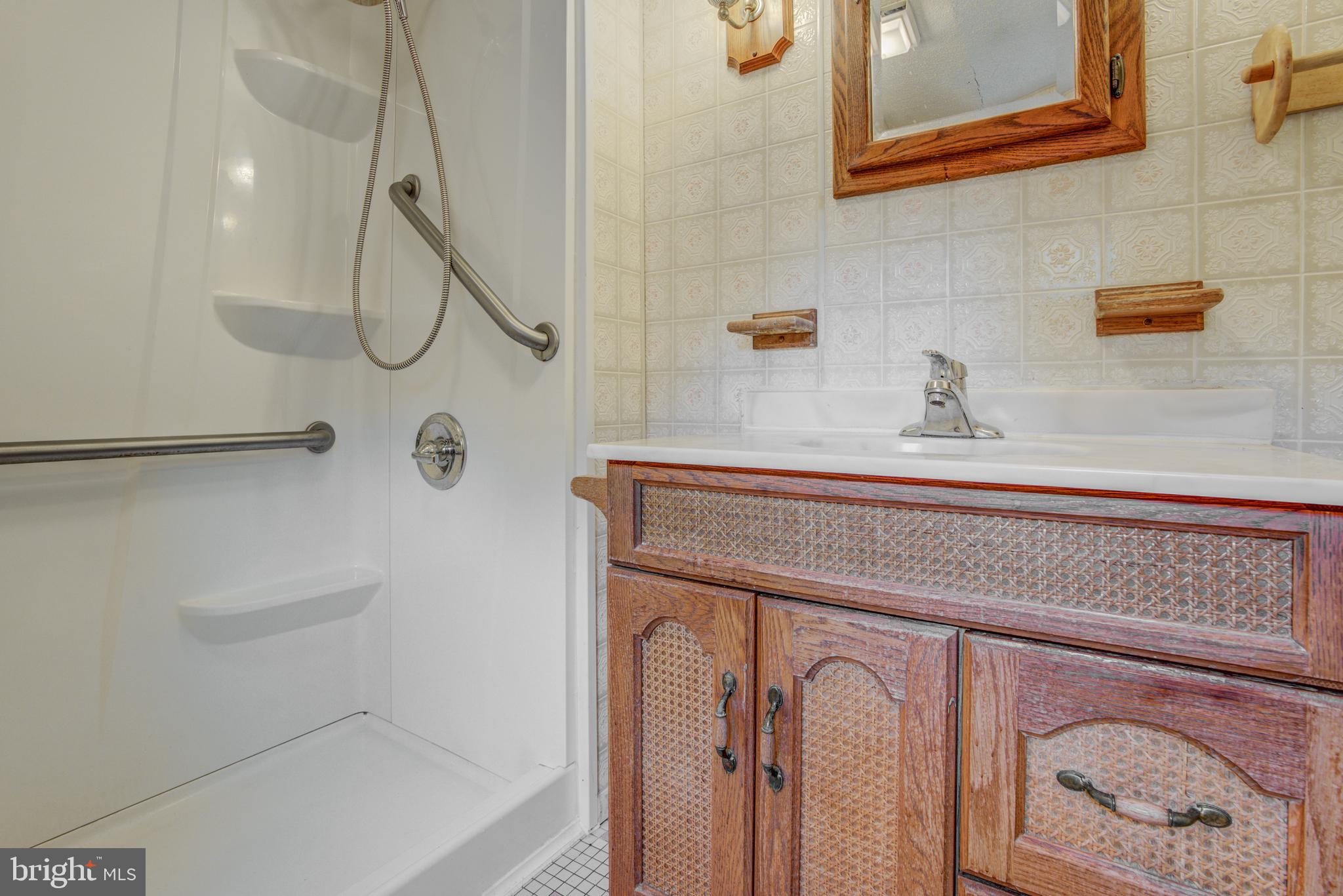 506 Magnolia Road Joppa, MD 21085 - Photo 28 of 43 Bathroom