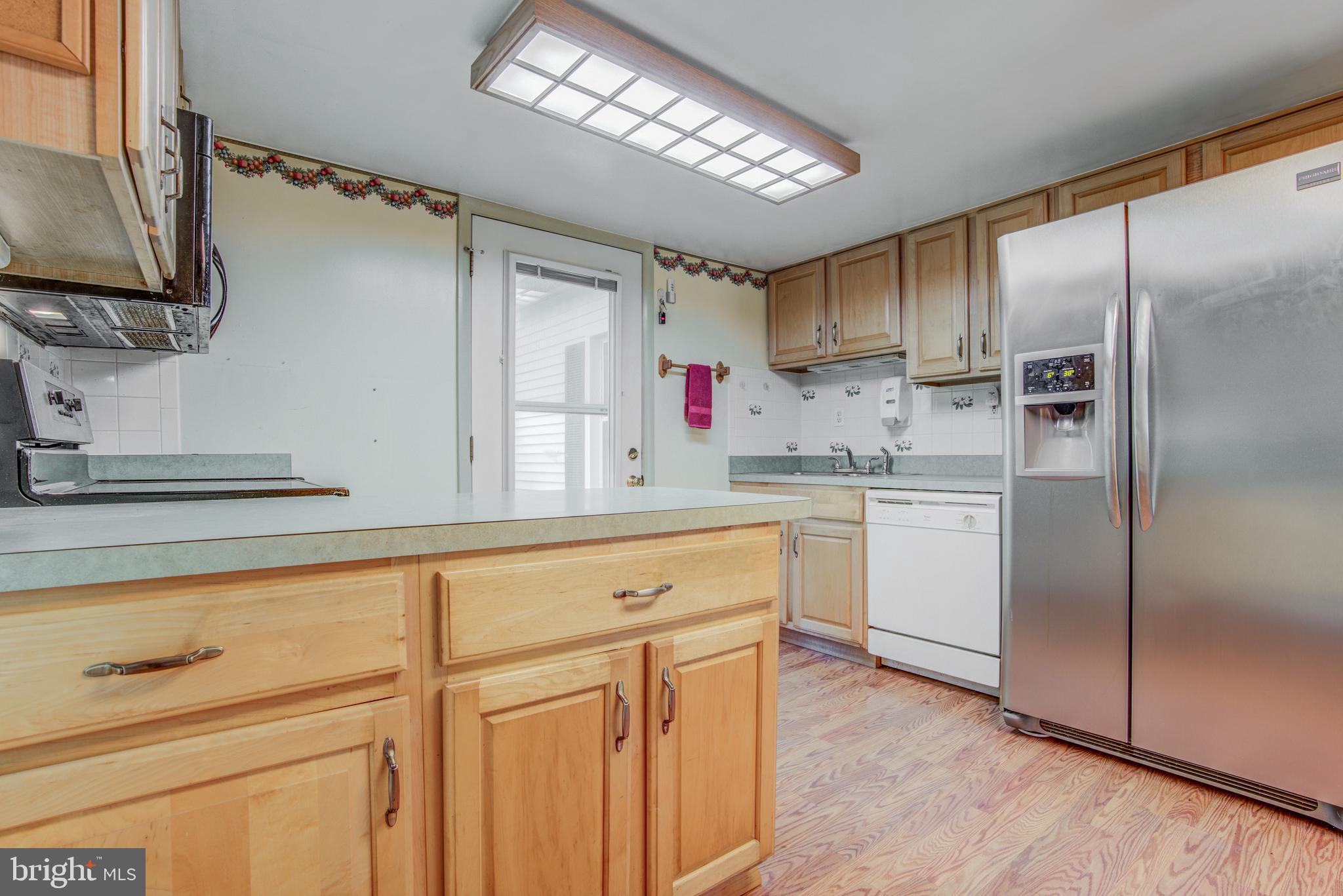 506 Magnolia Road Joppa, MD 21085 - Photo 5 of 43 Kitchen