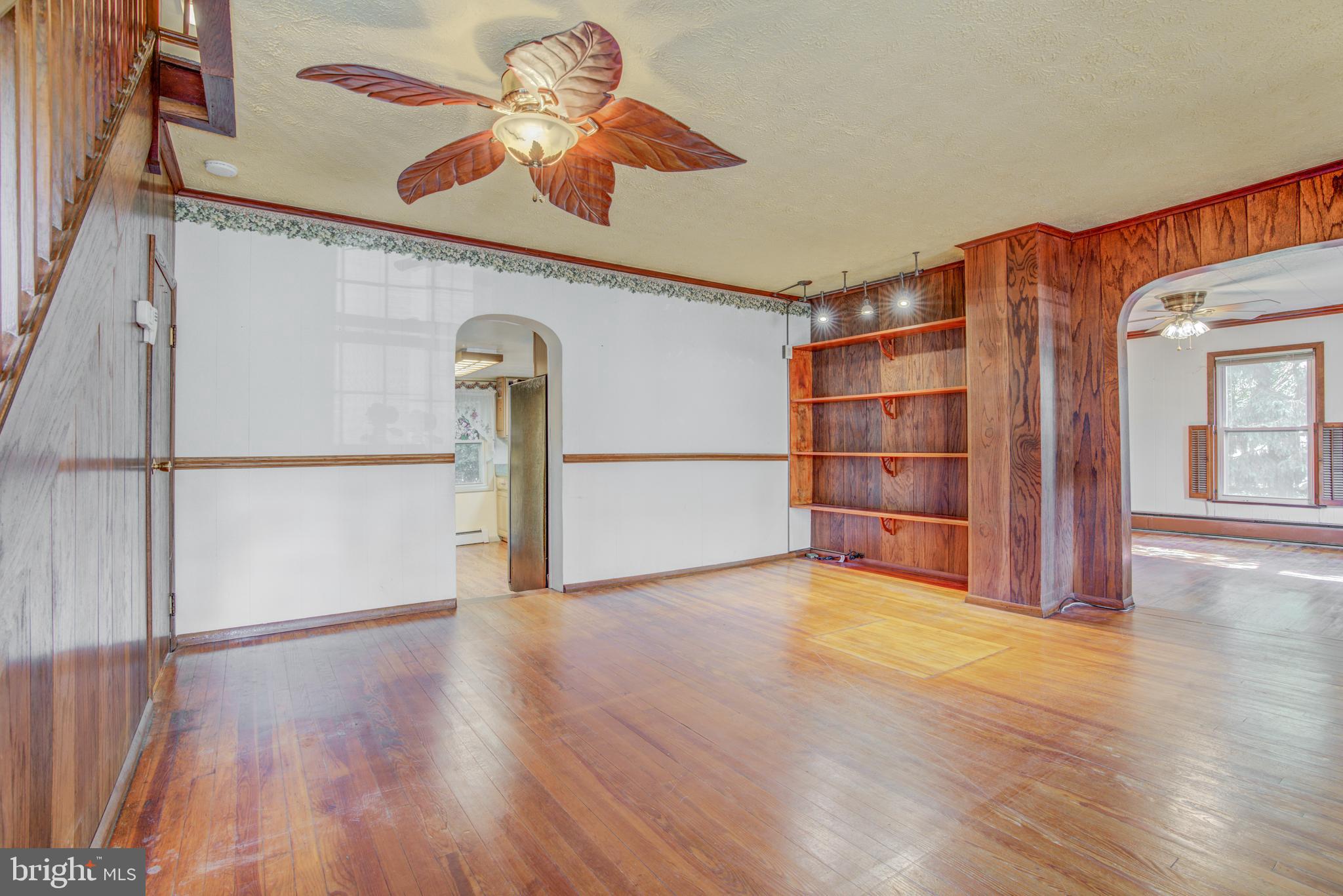 506 Magnolia Road Joppa, MD 21085 - Photo 10 of 43 Dining Area/Living Room
