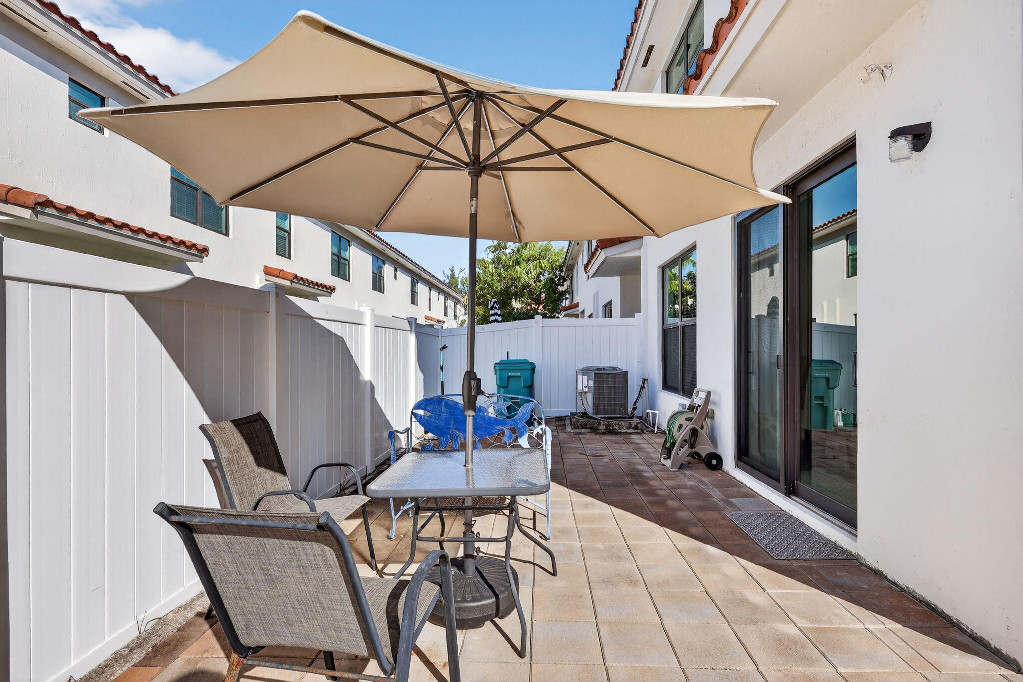 1011 Willow Place Riviera Beach, FL 33410 - Photo 19 of 62 21-web-or-mls-5P1A3636