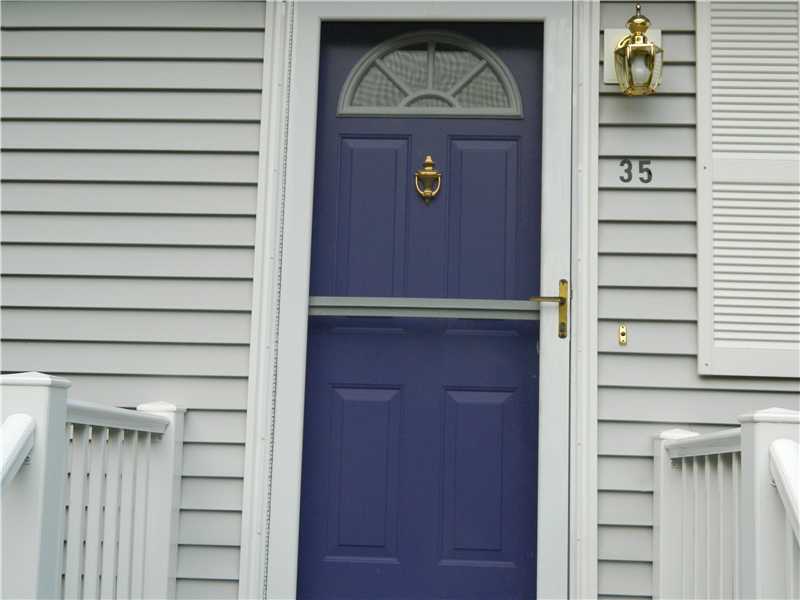 35 Yellow Birch Road Narragansett, RI 02882 - Photo 3 of 23 Exterior Front.