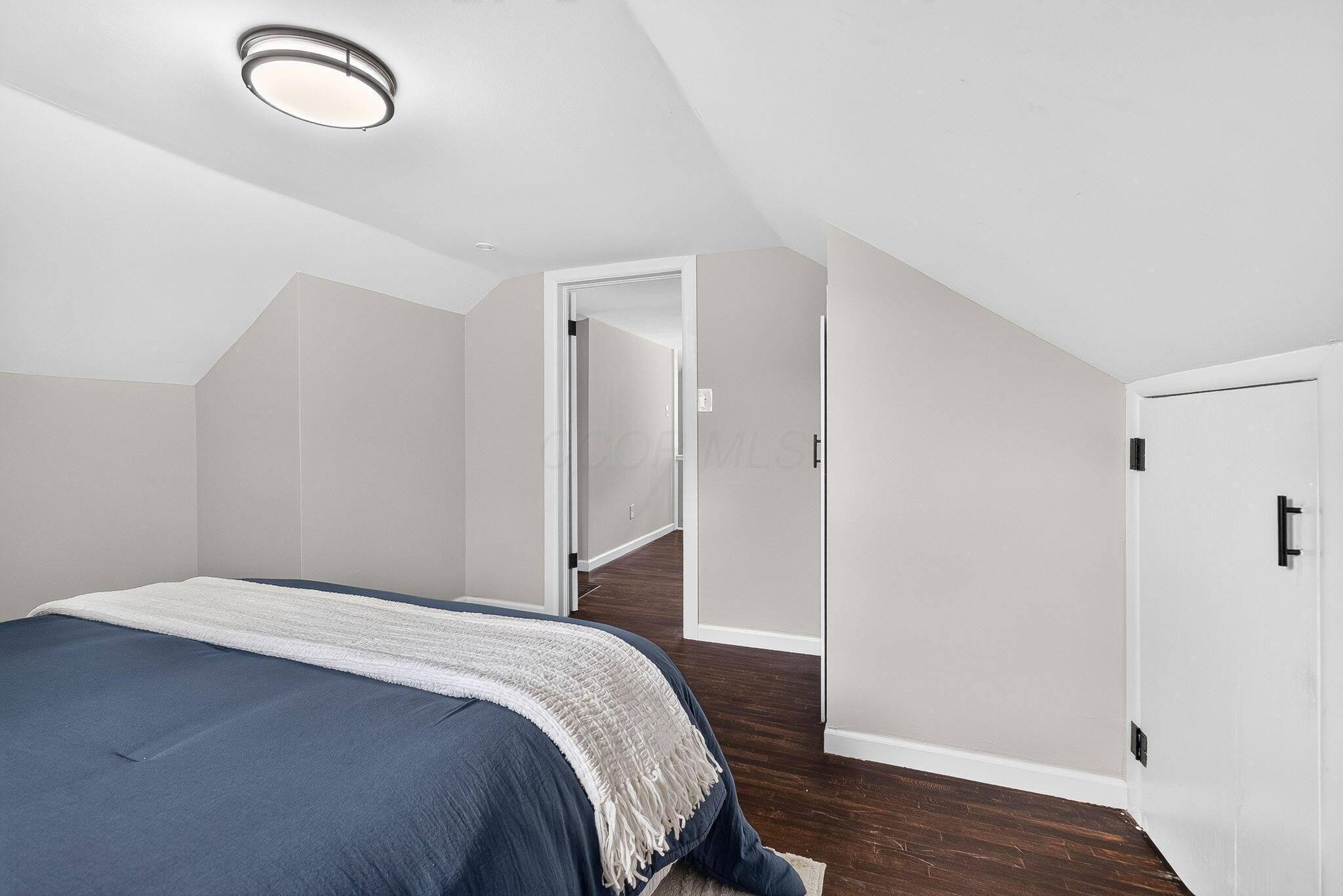 805 Chestershire Road Columbus, OH 43204 - Photo 34 of 43 805 Chestershire Rd (Interior)-32