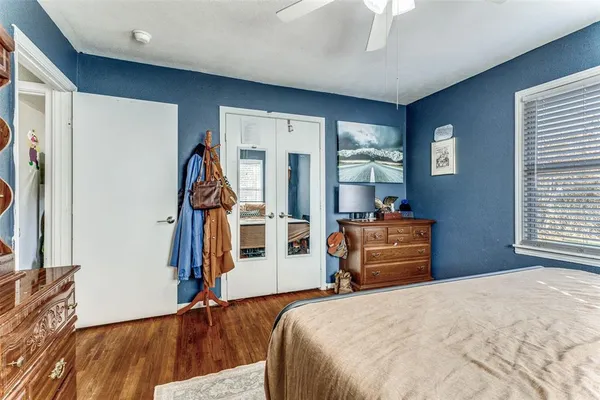 $307,500 | 5716 Tracyne Drive, Westworth Village, TX 76114