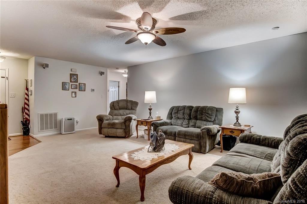 712 Patrick Road Gastonia, NC 28056 - Photo 11 of 34