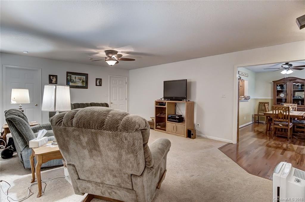 712 Patrick Road Gastonia, NC 28056 - Photo 13 of 34