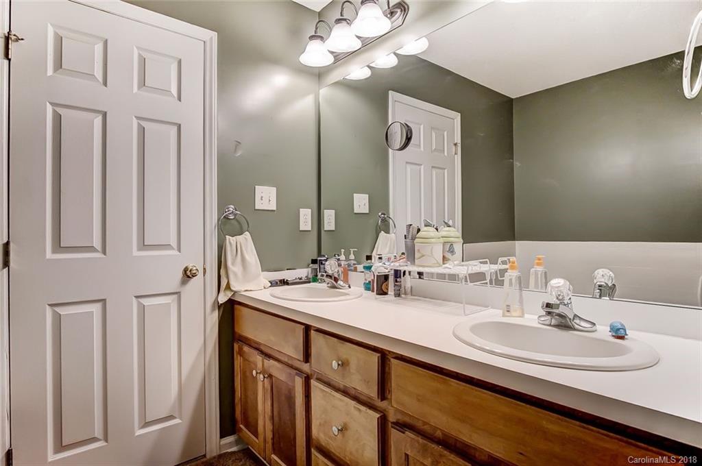 712 Patrick Road Gastonia, NC 28056 - Photo 18 of 34