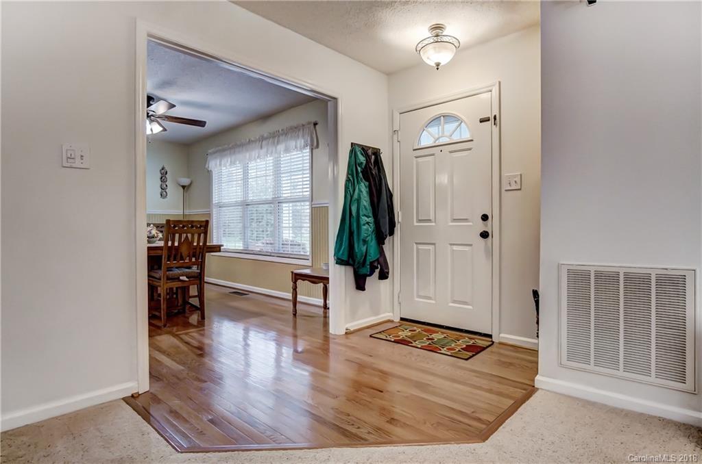 712 Patrick Road Gastonia, NC 28056 - Photo 7 of 34