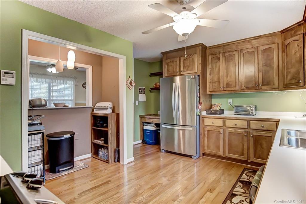 712 Patrick Road Gastonia, NC 28056 - Photo 9 of 34