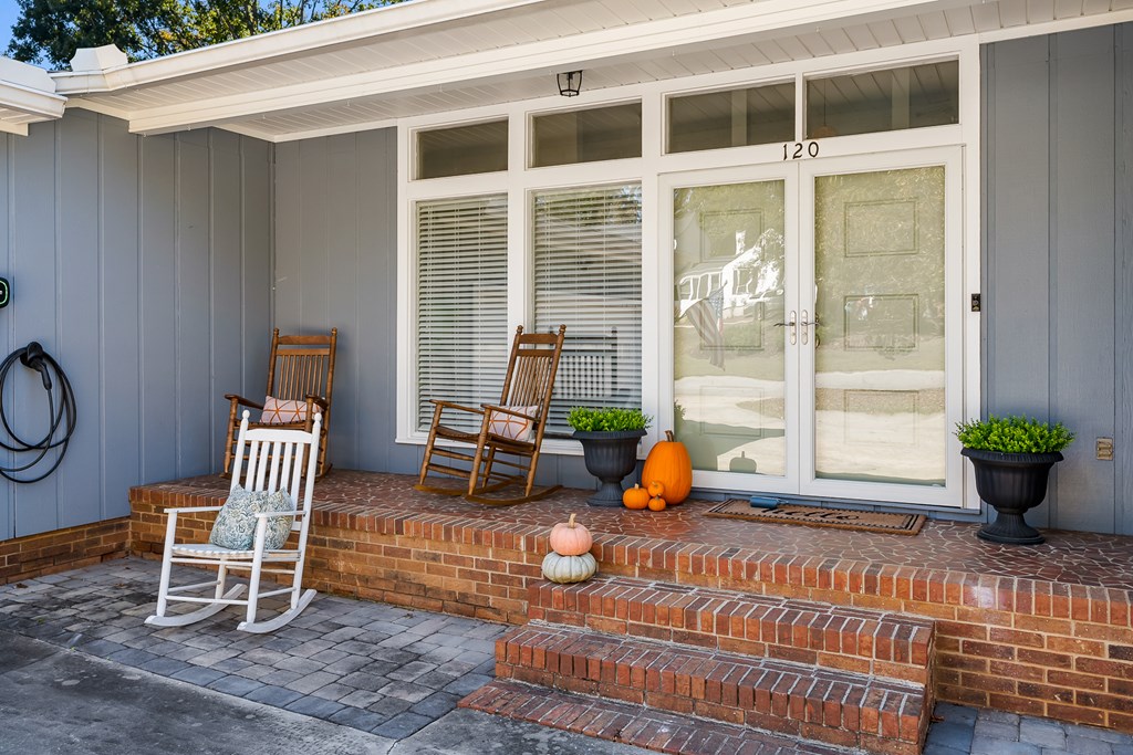120 Limerick Road Greenwood, SC 29649 - Photo 2 of 42 Gallery Image 2