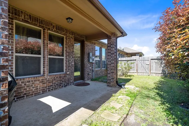 a view of a pathway of a building