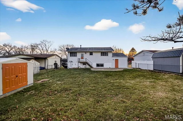 $269,900 | 1881 San Pedro Lane, Fenton, MO 63026