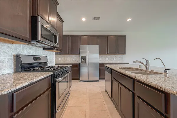 $2,300 | 4014 Teramo Lane, Katy, TX 77493