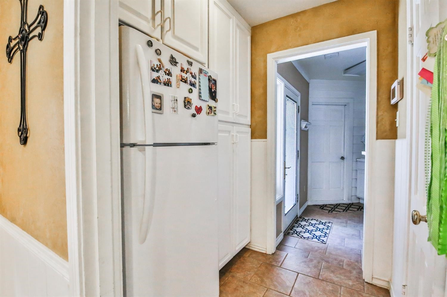3204 55th Street Lubbock, TX 79413 - Photo 36 of 41 a view of a hallway with closet and front door