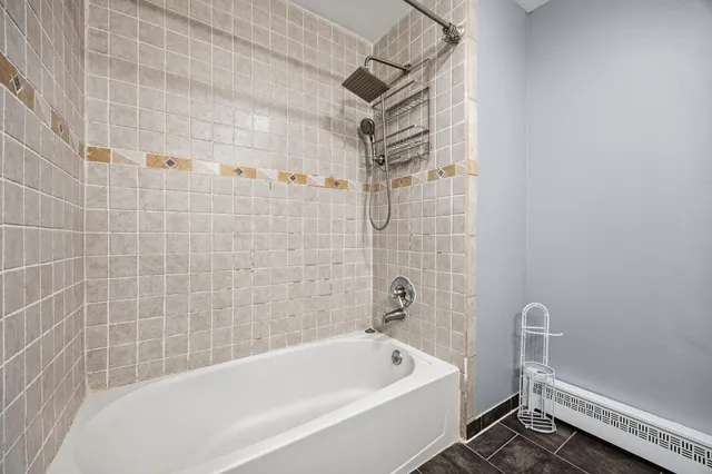 $3,750 | 201 Pavonia Avenue, Unit 202, Jersey City, NJ 07302