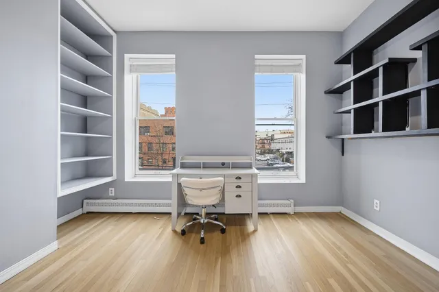 $3,750 | 201 Pavonia Avenue, Unit 202, Jersey City, NJ 07302