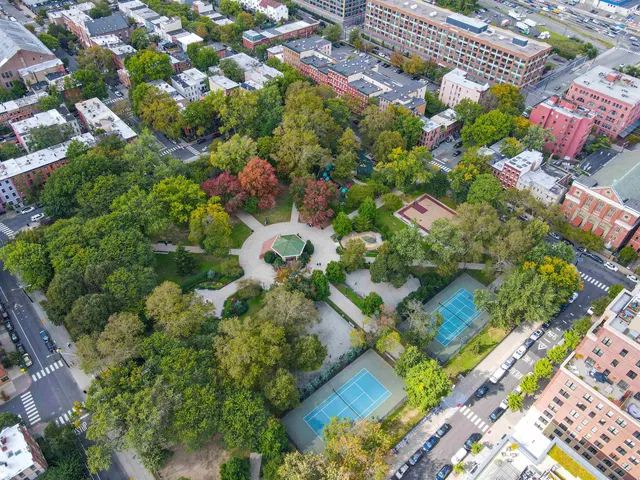 $3,750 | 201 Pavonia Avenue, Unit 202, Jersey City, NJ 07302