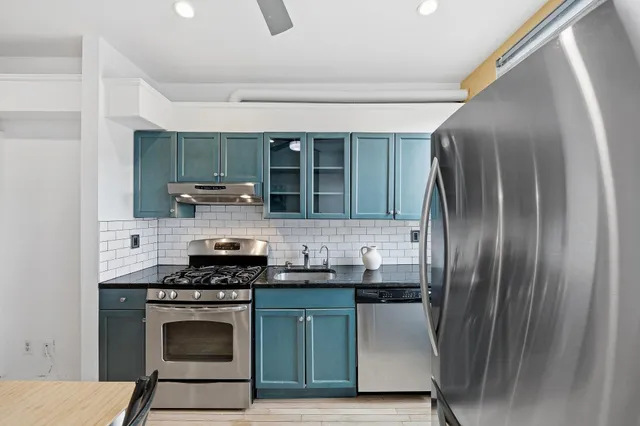 $3,750 | 201 Pavonia Avenue, Unit 202, Jersey City, NJ 07302