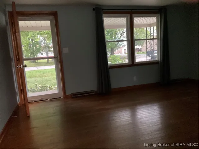 $179,900 | 2921 Ohio Avenue, Madison, IN 47250