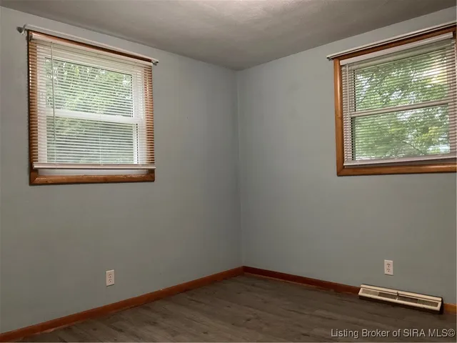 $179,900 | 2921 Ohio Avenue, Madison, IN 47250