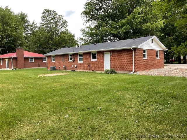 $179,900 | 2921 Ohio Avenue, Madison, IN 47250