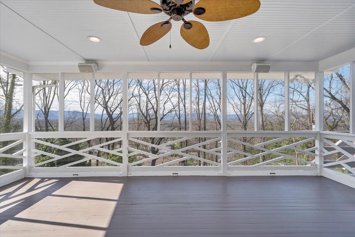 3119 Stoneridge Road Southwest Roanoke, VA 24014 - Photo 10 of 63 004-MIB02912