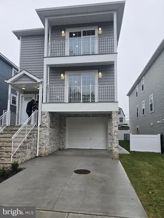 $3,500 | 135 North 15th Street, East Orange, NJ 07017