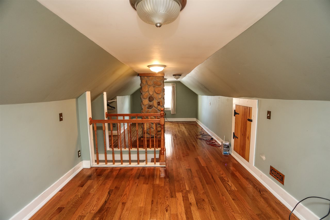 437 Calef Road Manchester, NH 03103 - Photo 17 of 23