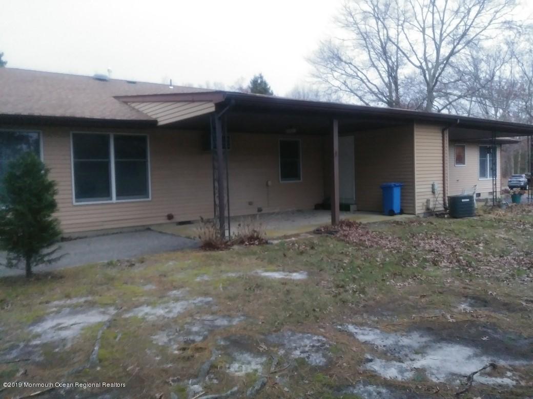 42 B Stage Road, Unit 18B Manahawkin, NJ 08050 - Photo 2 of 2 42 B Rear view 11302018