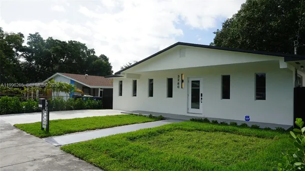 $639,900 | 3280 Northwest 51st Terrace, Miami, FL 33142
