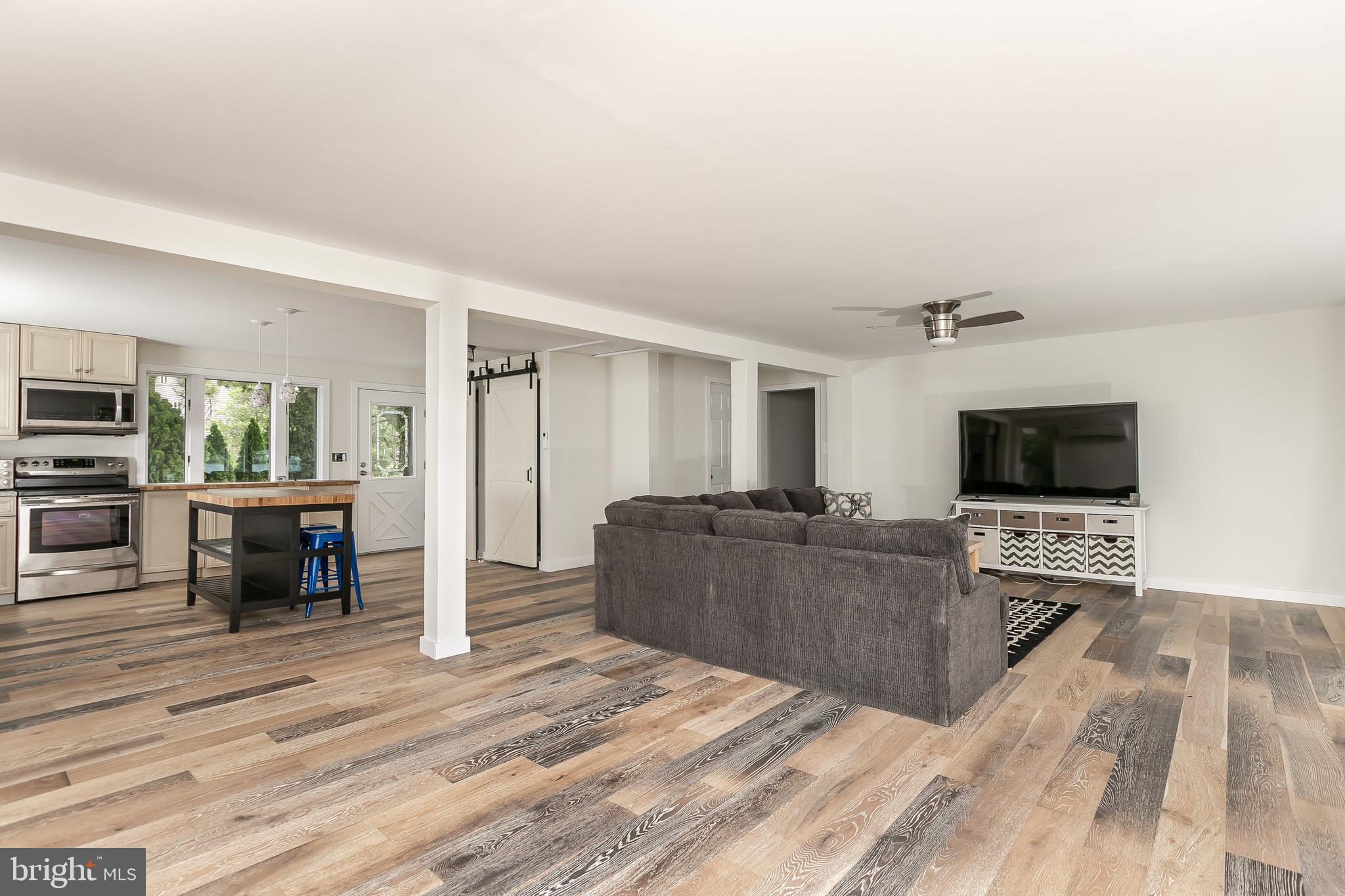 8638 Sandy Plains Road Baltimore, MD 21222 - Photo 13 of 53