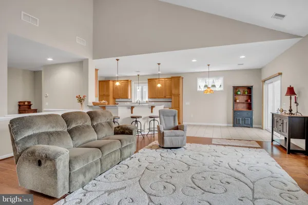 $549,900 | 228 Loyal Drive, Mechanicsburg, PA 17050