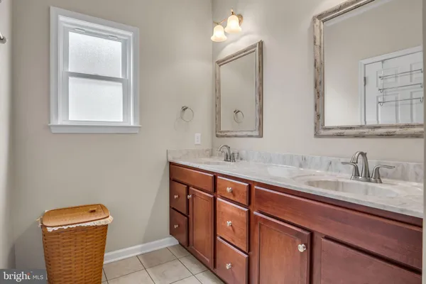 $549,900 | 228 Loyal Drive, Mechanicsburg, PA 17050