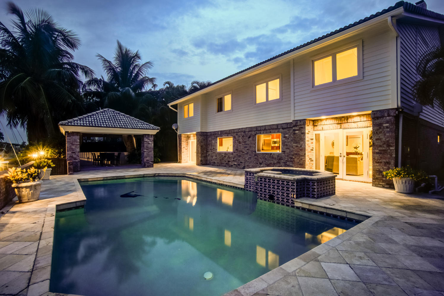 540 Southwest 15th Street Boca Raton, FL 33432 - Photo 39 of 59 Salt Water Pool/Spa