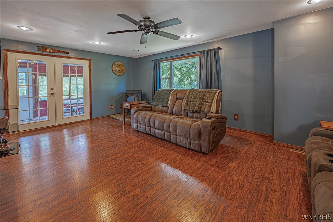 9273 Foote Road Royalton, NY 14001 - Photo 8 of 48