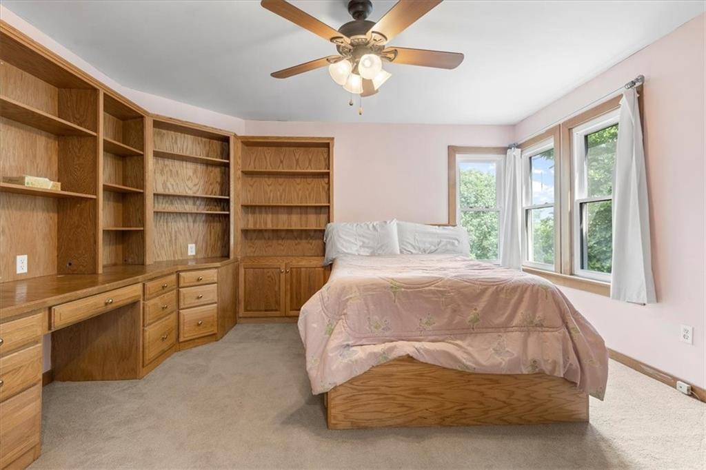 221 Timber Ridge Road Pittsburgh, PA 15238 - Photo 20 of 38 Gallery Image 20