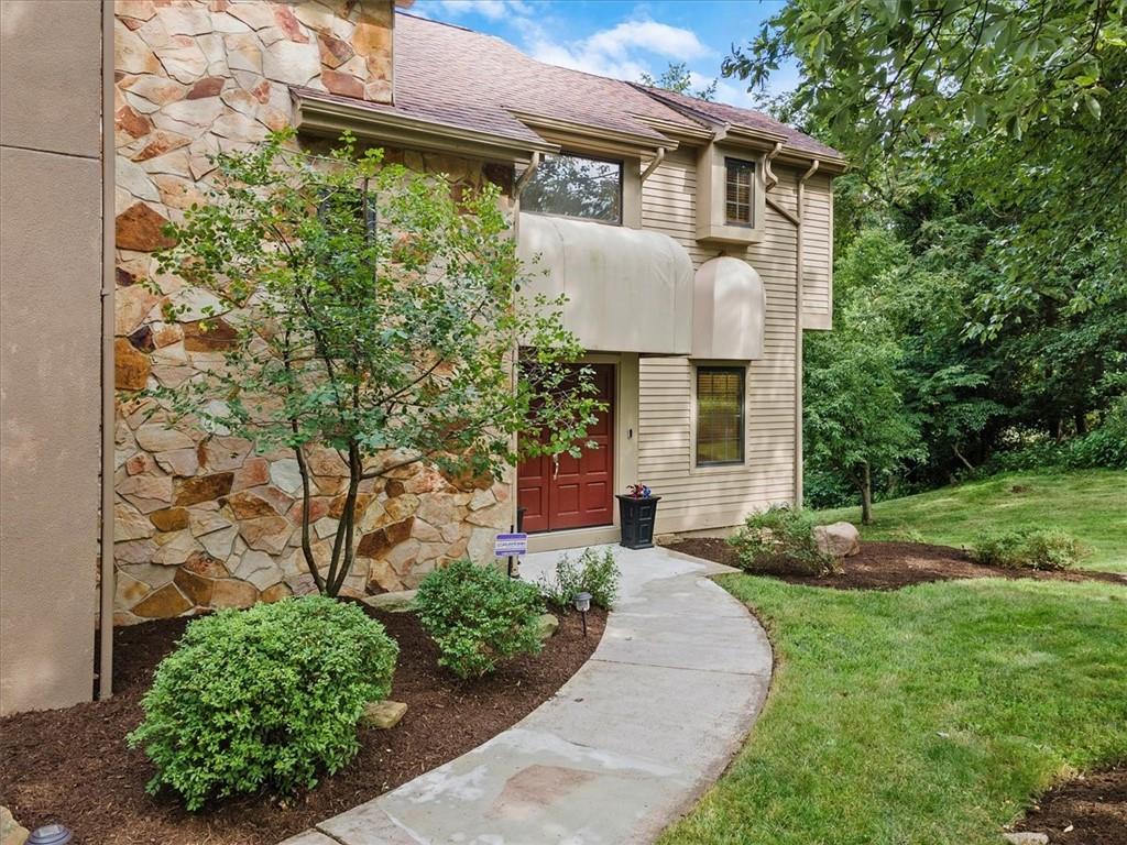 221 Timber Ridge Road Pittsburgh, PA 15238 - Photo 2 of 38 Gallery Image 2