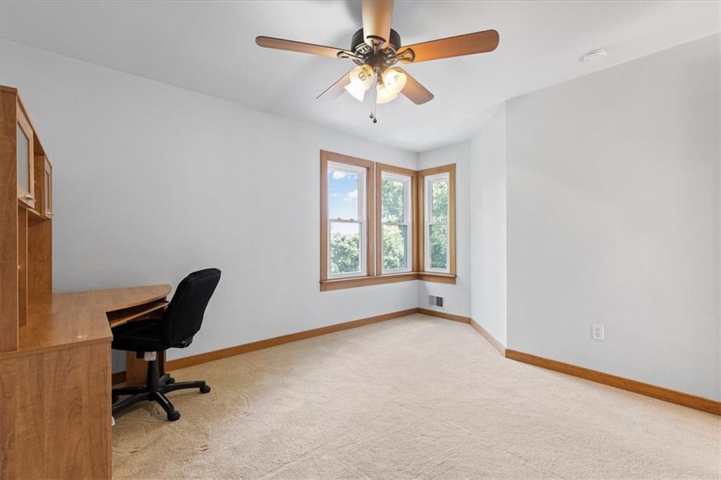 221 Timber Ridge Road Pittsburgh, PA 15238 - Photo 23 of 38 Gallery Image 23