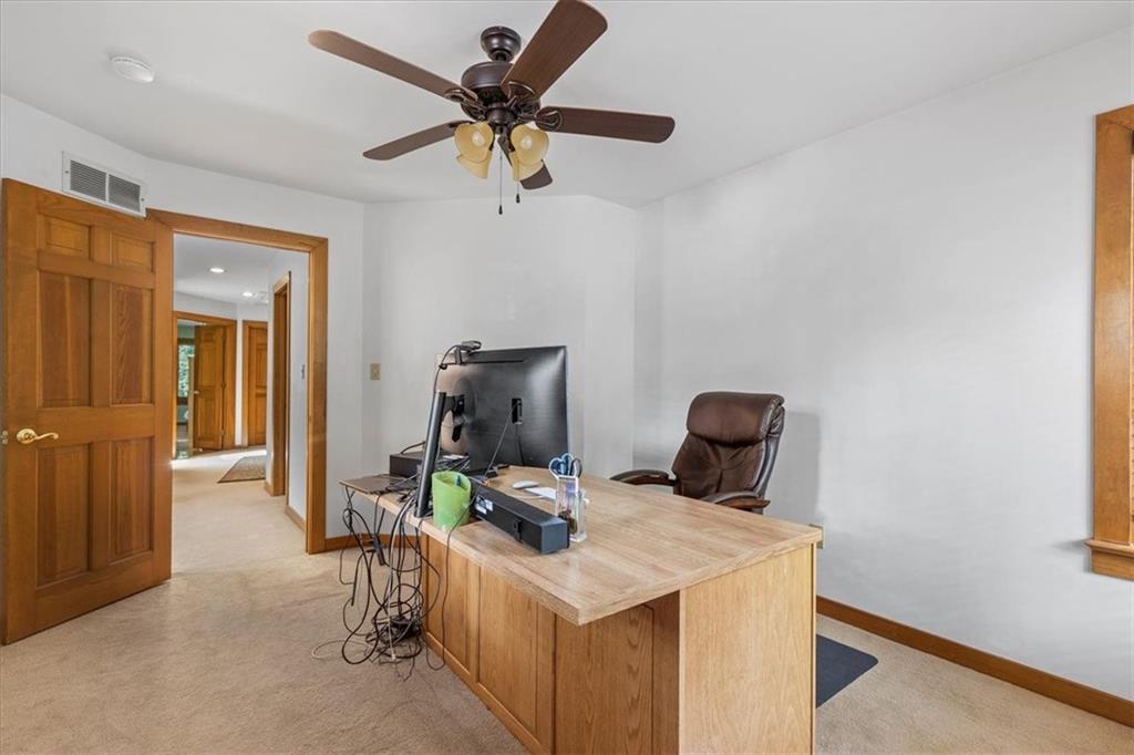 221 Timber Ridge Road Pittsburgh, PA 15238 - Photo 28 of 38 Gallery Image 28