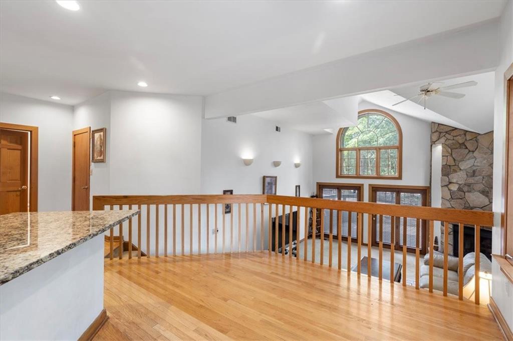 221 Timber Ridge Road Pittsburgh, PA 15238 - Photo 10 of 38 Gallery Image 10