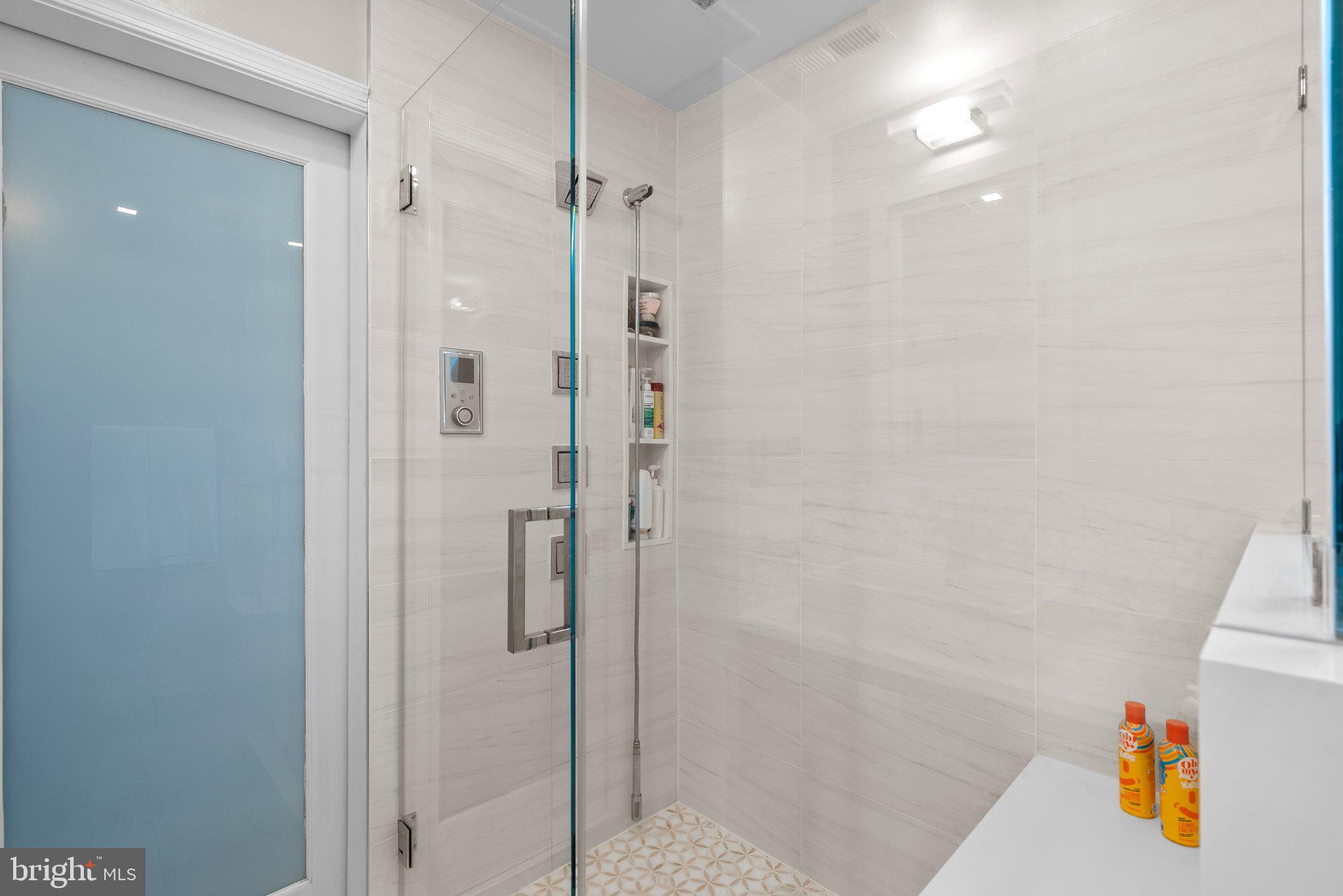 2815 39th Street Northwest Washington, DC 20007 - Photo 28 of 64