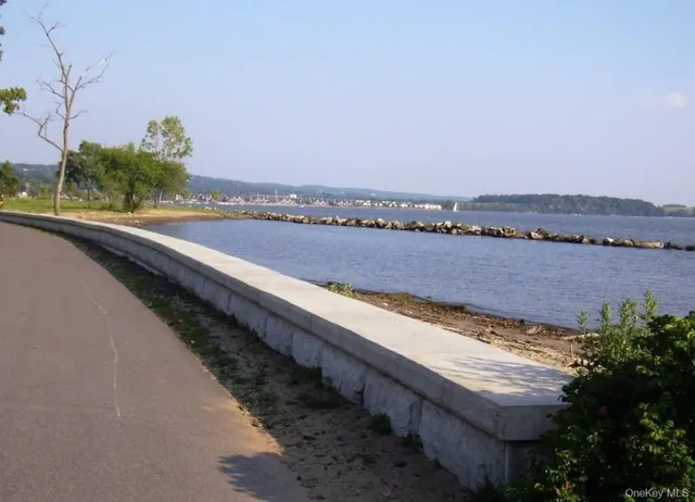 $4,800 | 2003 Half Moon Bay Drive, Croton-on-Hudson, NY 10520