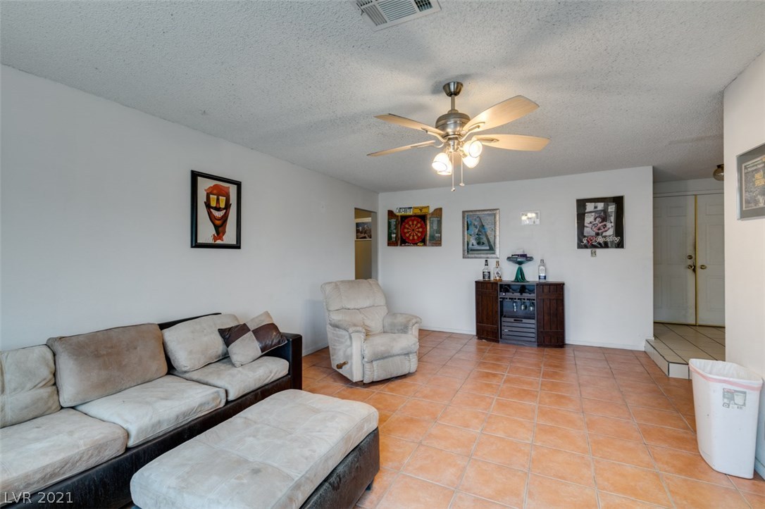 1828 Nuevo Road Henderson, NV 89014 - Photo 12 of 28 Gallery Image 12